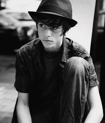 David laid 5b3a9f2ad0bc3.jpg