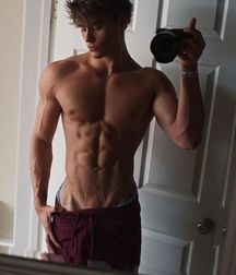 David laid 5b3a9f42dc89d.jpg