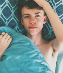 Skinny Twinks 41 :) 5b41544b3fe9f.png
