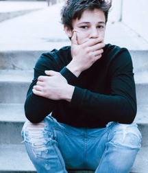 Cameron Dallas 5b5eb9fbbdb50.jpg