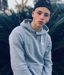 Skinny Twinks 79 :) 5babf51a39372.png