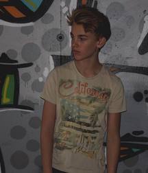 Skinny Twinks 81 :) 5bb1856bf29bb.jpg