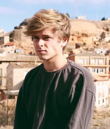 Luke Korns 5bb2ca1d9aa85.jpg