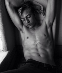 Lucky Blue Smith 5bb6a739d71ac.png