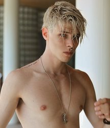 Skinny Twinks 82 :) 5bb93104e2400.jpg