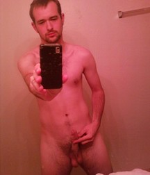 Hot Men 5ab1fad121836.jpg