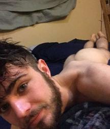 Hot Men 5ab1fad3c8919.jpg