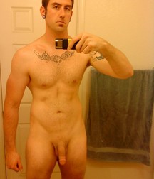Hot Men 5ab1fad68e400.jpg