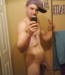 Hot Men 5ab1fad761782.jpg