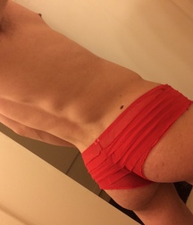 Me 5ab51e18109d0.jpg