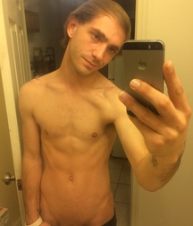 Me 5ab51e8298f0a.jpg