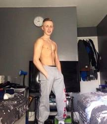 boys want daddies11 5ab79656d40fb.jpg