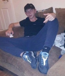 boys want daddies14 5ab7980396d6b.jpg