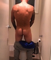 asses for daddies20 5ab8eb095fce7.jpg