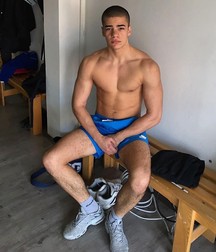 boys for oldermen2 5abb87f6b6511.jpg