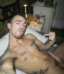 boys for old daddies80 5adb4bda27bd2.jpg