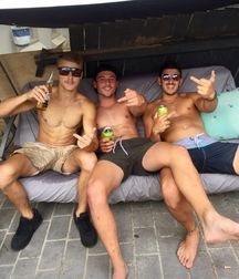 boys want oldddaddies553 5b1bd2042f8a2.jpg
