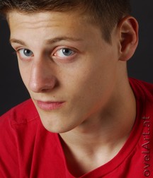 hot sporty teen 5b70566475b8c.jpg