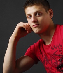 hot sporty teen 5b705684d8191.jpg
