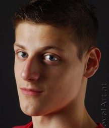 hot sporty teen 5b70569f5dc2e.jpg