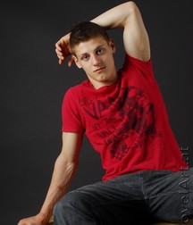 hot sporty teen 5b7056b7eb327.jpg