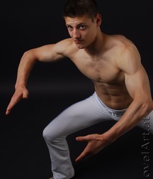 hot sporty teen 5b7056e82c4c0.jpg