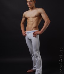 hot sporty teen 5b705718358bb.jpg