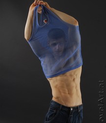 hot sporty teen 5b7057e6674e7.jpg