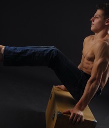 hot sporty teen 5b70585de8014.jpg