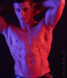 hot sporty teen 5b705881cd94e.jpg