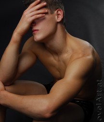 hot sporty teen 5b7059652d9a5.jpg