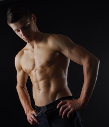hot sporty teen 5b7059d3892bd.jpg