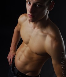 hot sporty teen 5b7059fd4eb9c.jpg