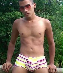 Latino 5b0c4f7d93481.jpg