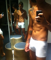 Latino 5b0c4f82591ae.jpg