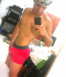 Latino 5b0c4f8d17540.jpg