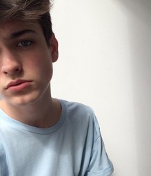 Cute Boys 5b6f93892dcad.jpg