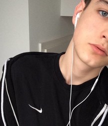 Cute Boys 5b6f93adcf414.jpg