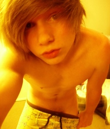 EMO BOYS.JUST BEAUTIFUL 5b5889034b3da.jpg