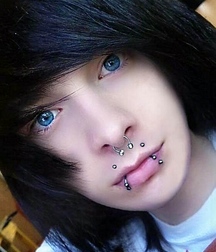 EMO BOYS.JUST BEAUTIFUL 5b58895056d09.jpg