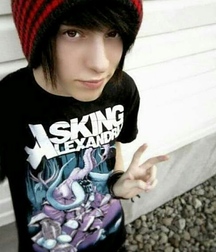 EMO BOYS.JUST BEAUTIFUL 5b5889c02fbe6.jpg