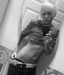 EMO BOYS.JUST BEAUTIFUL 5b588a862558e.jpg