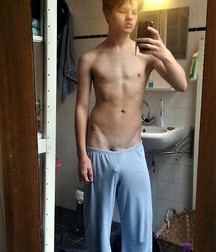 Oh,boys! 5b6fcc574901d.jpg