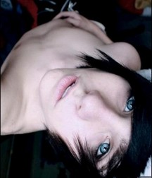 Emo boys Just beautiful 2 5b7120e68674f.jpg