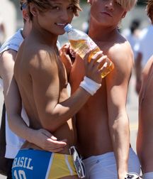 Emo boys Just beautiful 2 5b71210db51a3.jpg