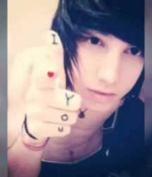 Emo boys Just beautiful 2 5b71212086f69.jpg