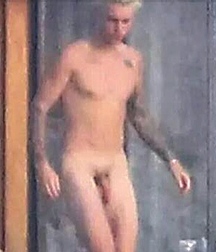 Nudity is beautiful 5b73227c7b1bf.jpg