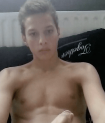 Superteens, webcam & selfies 5b83c695106e2.png