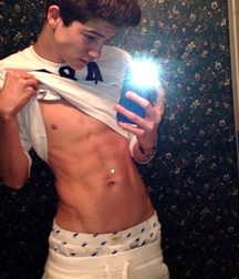 Oh,boys! 5b8a72b3b547a.jpg