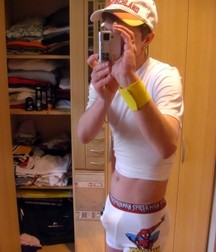 Oh,boys.A new web tour. 5b9170fda96b6.jpg